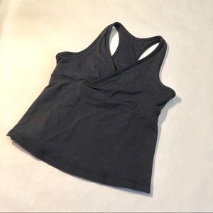 Lululemon Deep V Top. Black